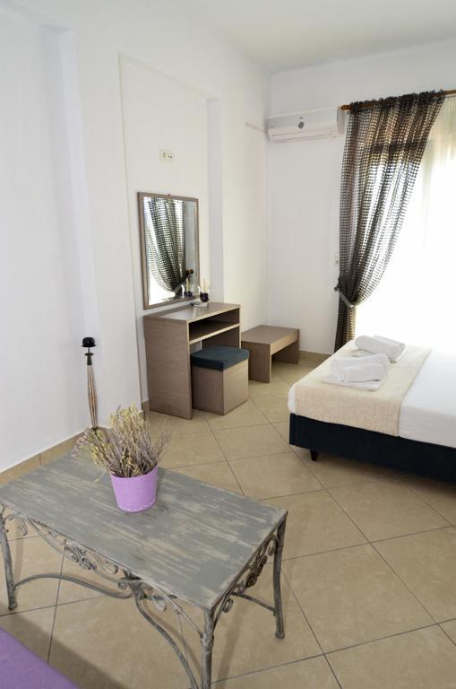 Appartement Inanthi à Potos Extérieur photo